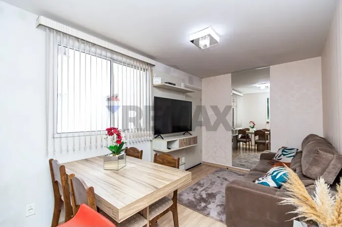 Apartamento à venda em Araucária em Condomínio Clube