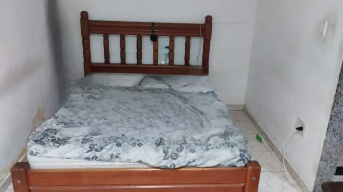 Cama casal madeira