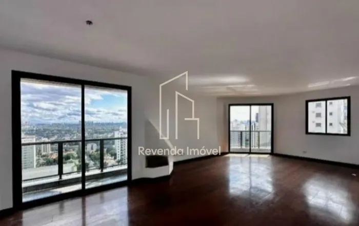 Condomínio Jardim Ipê em Campo Belo, Apartamento de 161m² com 2 suítes, 3 vagas.