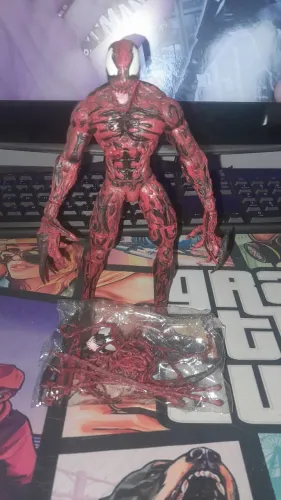Carnage Marvel Select completo
