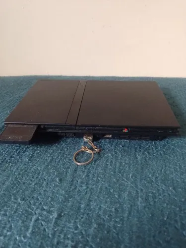 Playstation 2-semi novo