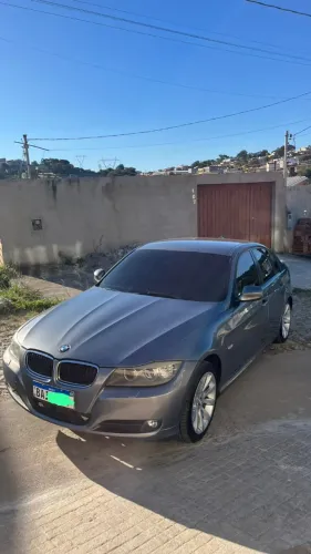 BMW 320I A 2011