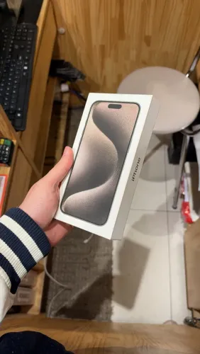 iPhone 15 pro max titanium