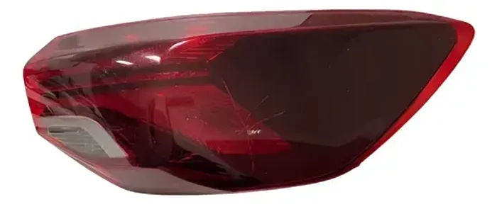 Lanterna Direita Onix Plus Sedan 2020/2024 (avariado) Direito/passageiro Vermelho