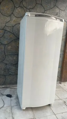 Geladeira Consul Frosfre/ Nova funciona perfeitamente 