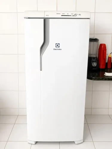 Geladeira Electrolux RE31 - Muito Conservada!