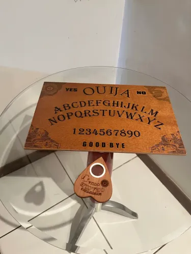 Tábua Ouija