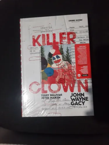 LIVRO LACRADO KILLER CLOWN