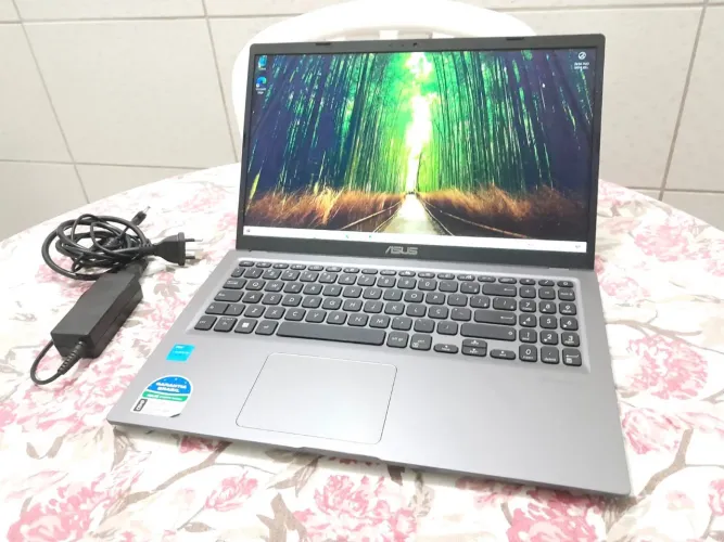 Notebook Asus 12°GER / 4GB-DDR4 / SSD 128GB (MODELO NOVO)