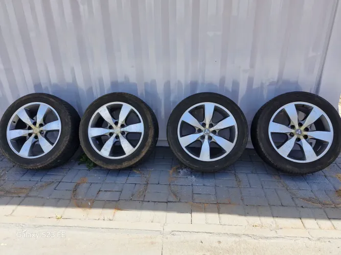 4 Rodas  usadas ARO 20 para Camionete *Pneus 265/50 111 W