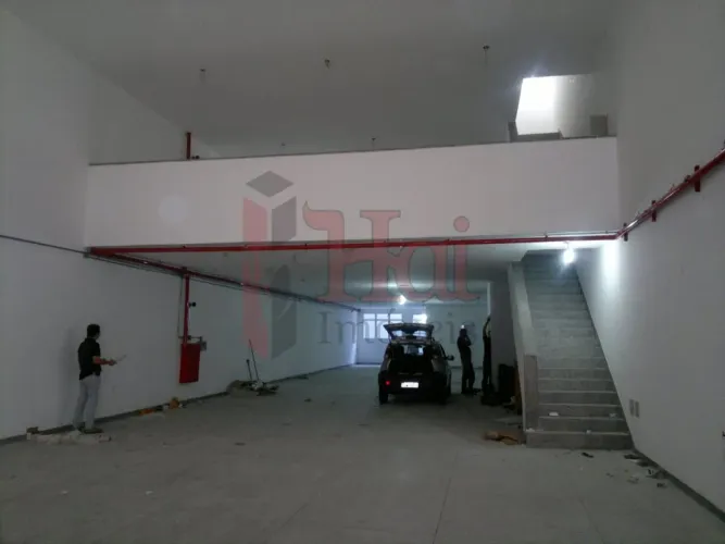 Locação de Prédio Comercial ? Bom Retiro