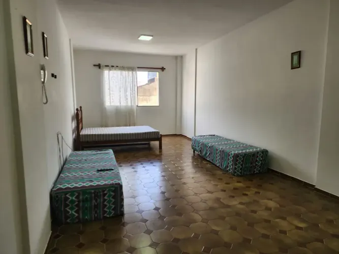 Imóvel para aluguel possui 32 metros quadrados com 1 quarto em Boqueirão - Praia Grande -