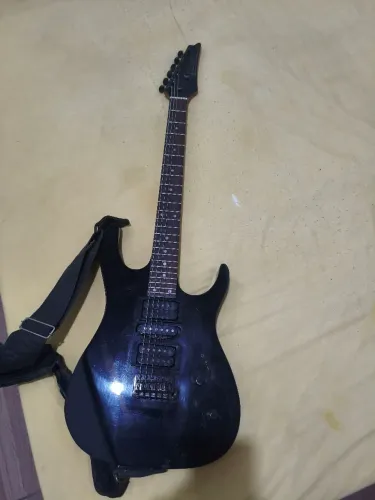Guitarra golden 