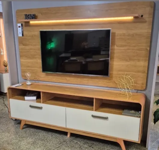 Conjunto Living Cristallo 200 com Painel e Rack para TV até 70 polegadas