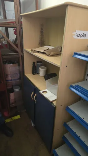 Vendo armário para escritório