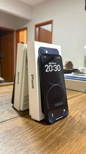 Vendo ou Troco Iphone 13 Impecável