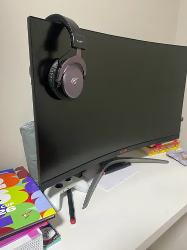 MONITOR AOC AGON