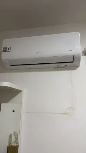 Ar condicionado 12.000 btus semi novo