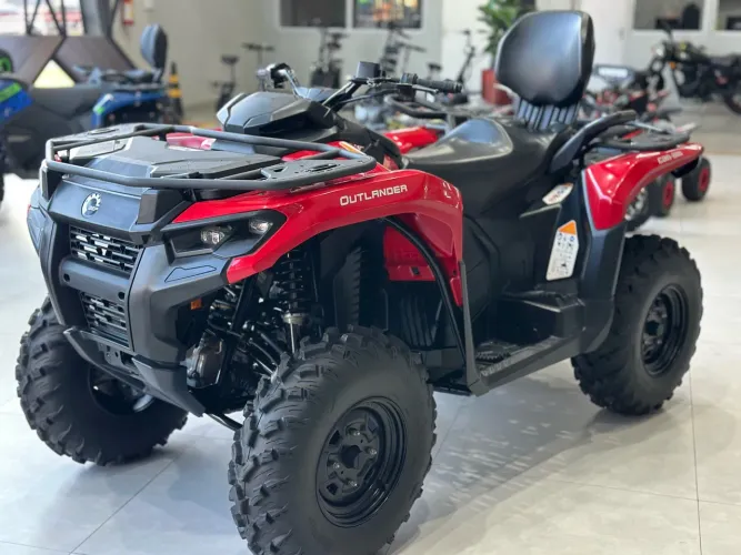 Quadriciclo can am outlander 700 max