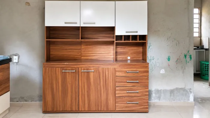 Vende-se armário de cozinha semi-novo
