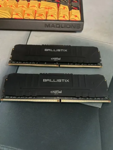 Memória RAM Crucial Ballistix 16GB (2x8GB) DDR4 2666MHz