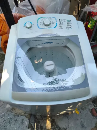 Lavadora Eletrolux turbo 12 kg