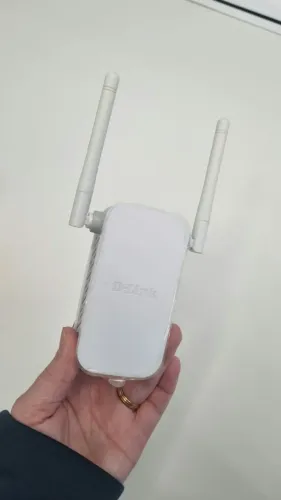 Repetidor Wi-Fi D-Link N300 Mbps - DAP-1325