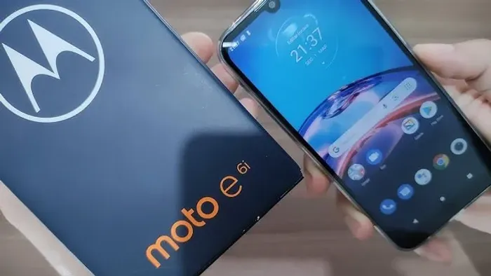 celular moto e6i