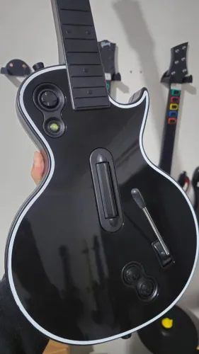 Guitarra Guitar Hero 3 Xbox 360 - Strumlab