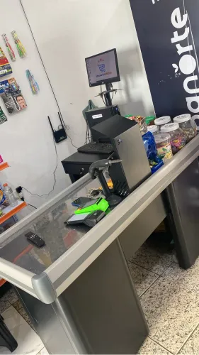 Vendo balcão caixa
