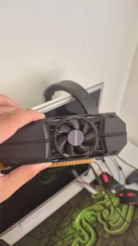 Gtx 1050 low profile Gigabyte