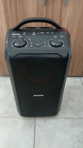 Caixa amplificada nova com bateria nova