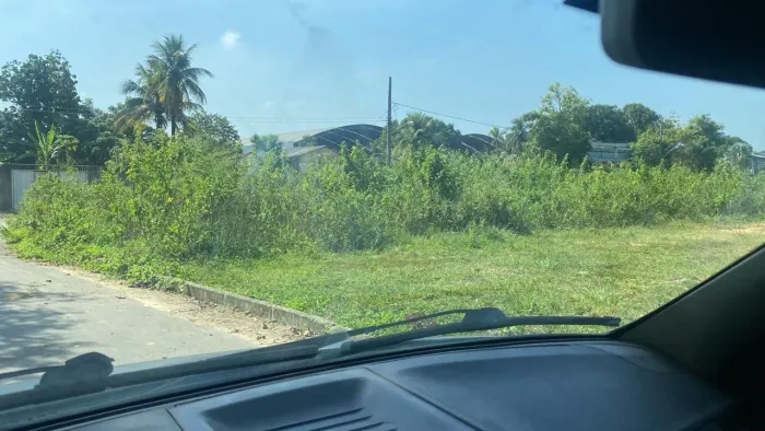 Chácara - Terreno 15x50 (750 m²) em Local Rural Tranquilo no Capivari/Xerém