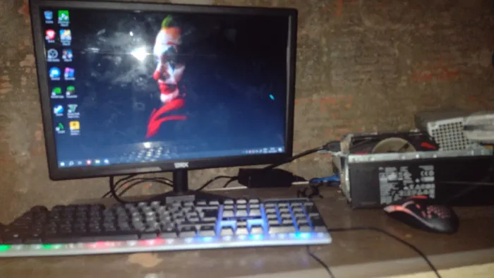 Pc completo. Troco por IPhone xr pra cima.