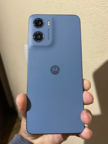 Celular moto e15 novo