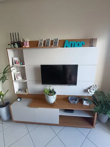 Painel pra sala 1 ano de uso, perfeito estado!