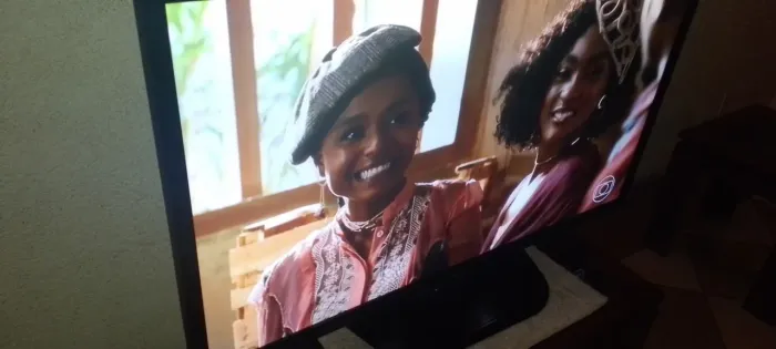 TV LG 50 polegadas. Tela grande para assistir futebol. Oportunidade!
