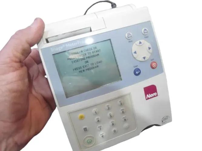 Analizador Quimico Portátil Alere Triage Meter Pro - no estado - sem teste