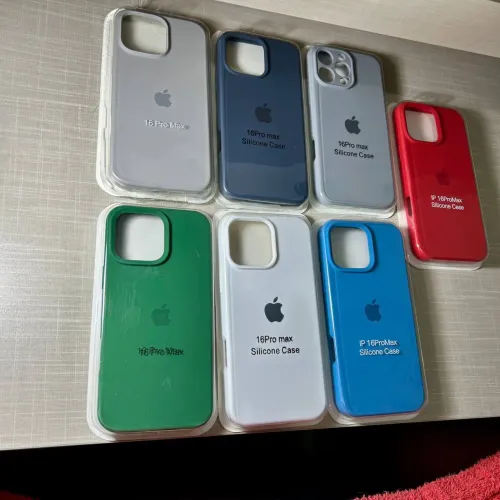 Capa silicone case iPhone 16 Pro Max cinza, branca, vermelha, azul, verde novas