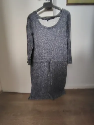 Vestido Gap manga longa