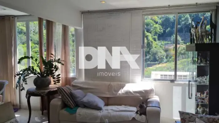 Apartamento : Padrão / Residencial / Gávea