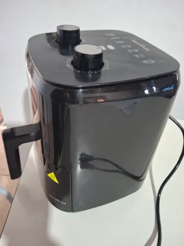 Air frayer Britânia 3 litros 110 watts 
