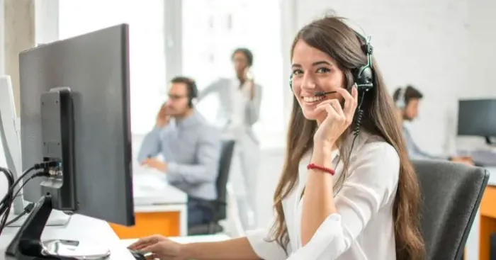 Vagas p/ estagiários de telemarketing 
