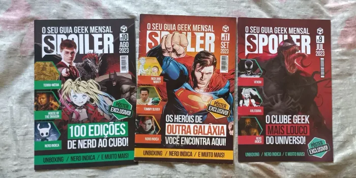 Revista da nerd ao cubo + figure da Arlequina e Batman 