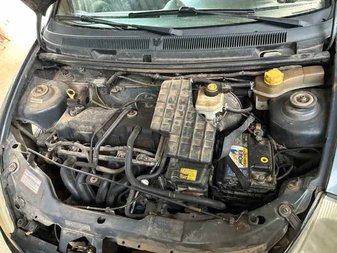 Ford KA GL 1.0i Zetec Rocam 2005