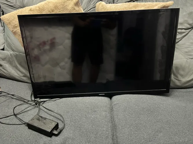 Linda Tv Samsung 32 polegar