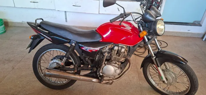 Honda titan 150 ks