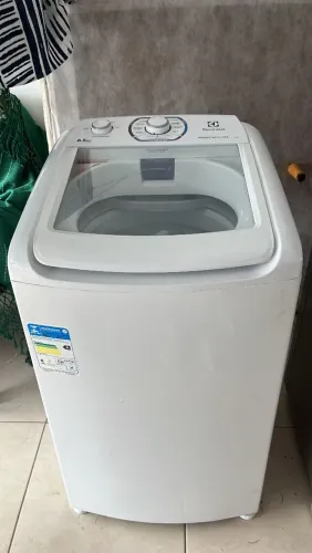Máquina de Lavar Eletrolux 8,5kg Branca Essencial Care