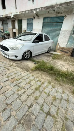 Ford KA+ Sedan 1.5 SEL 16V Flex 4P 2017