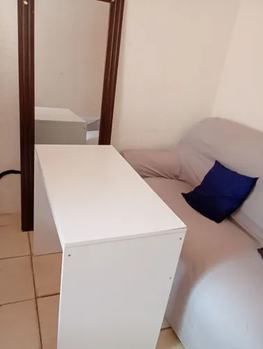 Mesinha e espelho 